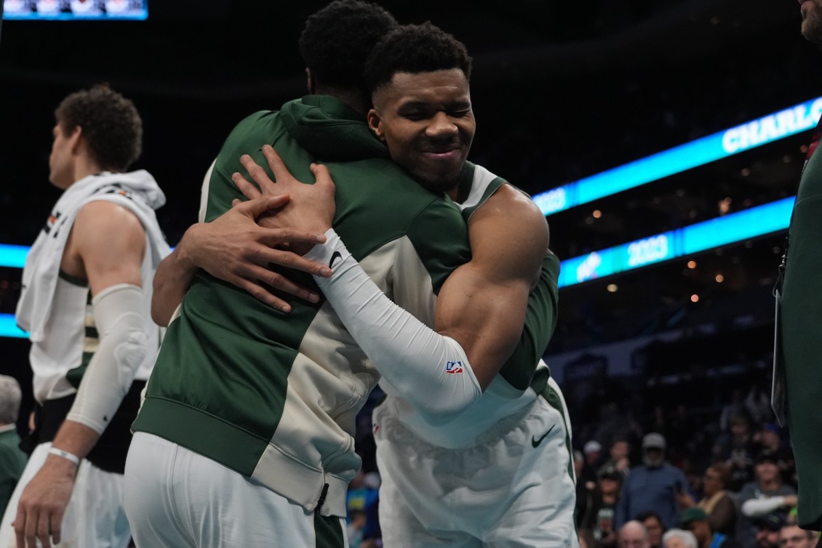 Milwaukee Bucks forward Giannis Antetokounmpo (34) and Milwaukee Bucks guard Malik Beasley (5) 